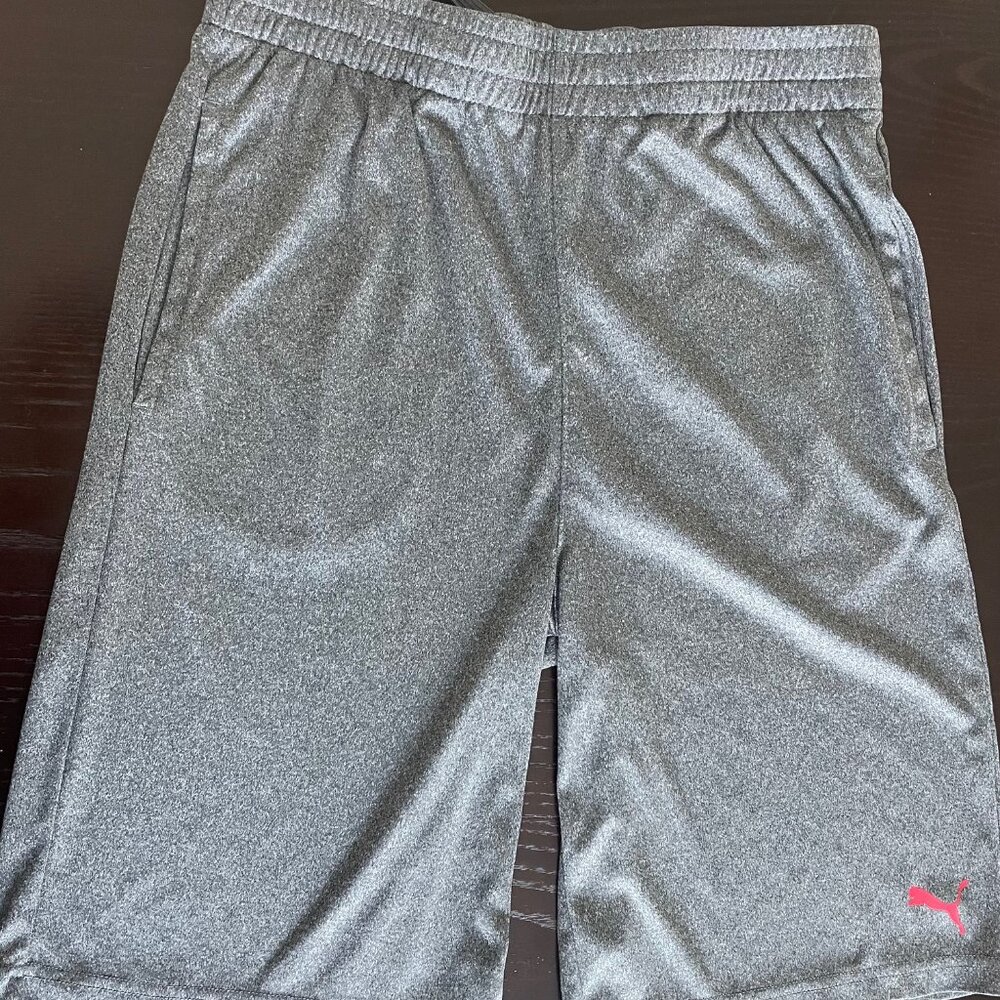 2 Boys Shorts ,Converse -XL, Puma  -XL - Picture 4 of 8